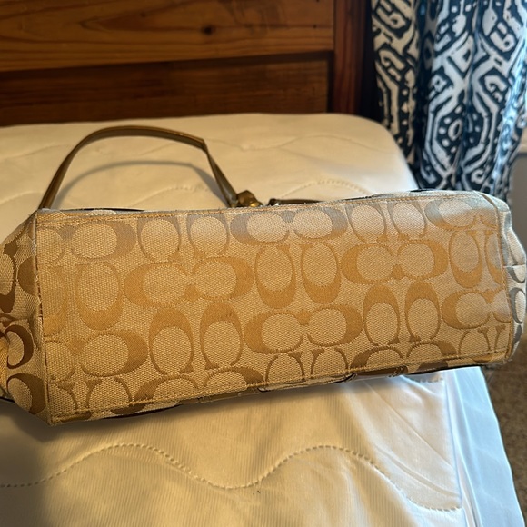 Vintage Coach Carly Snap - Picture 10 of 11